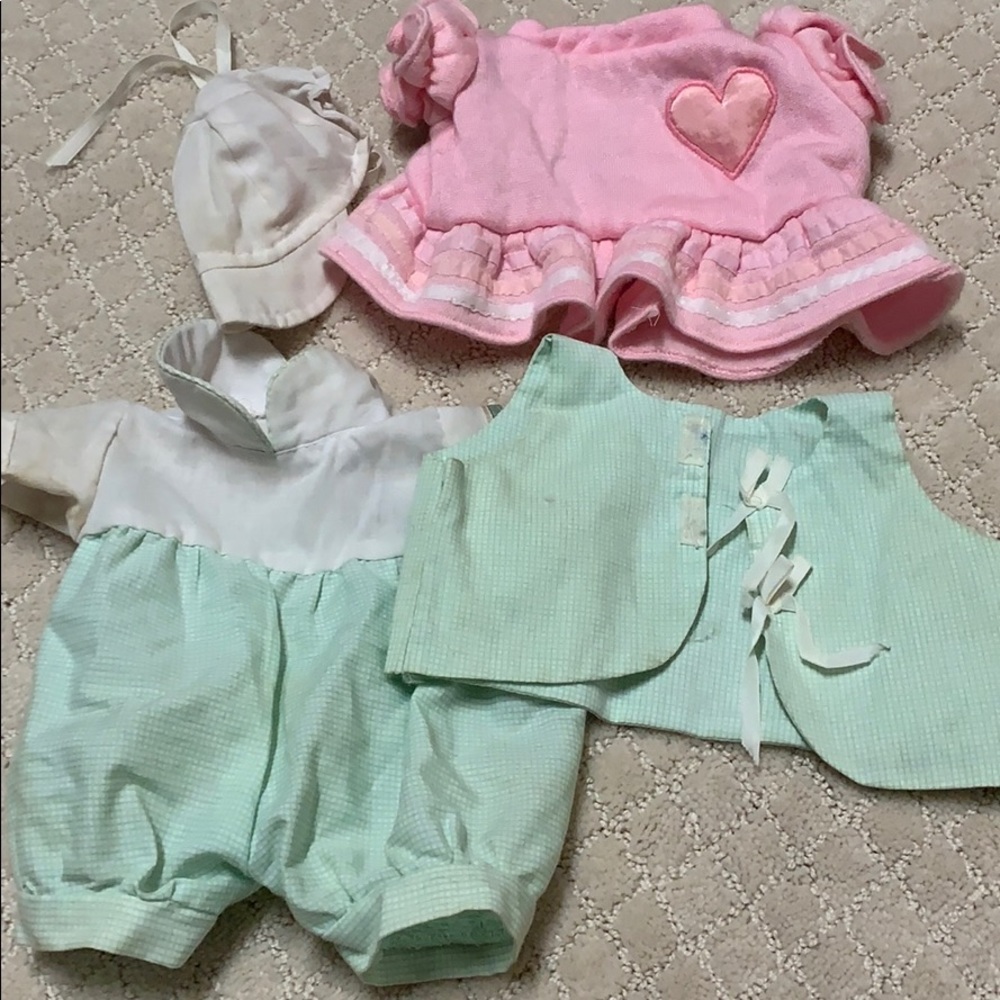Authentic Cabbage Patch clothes